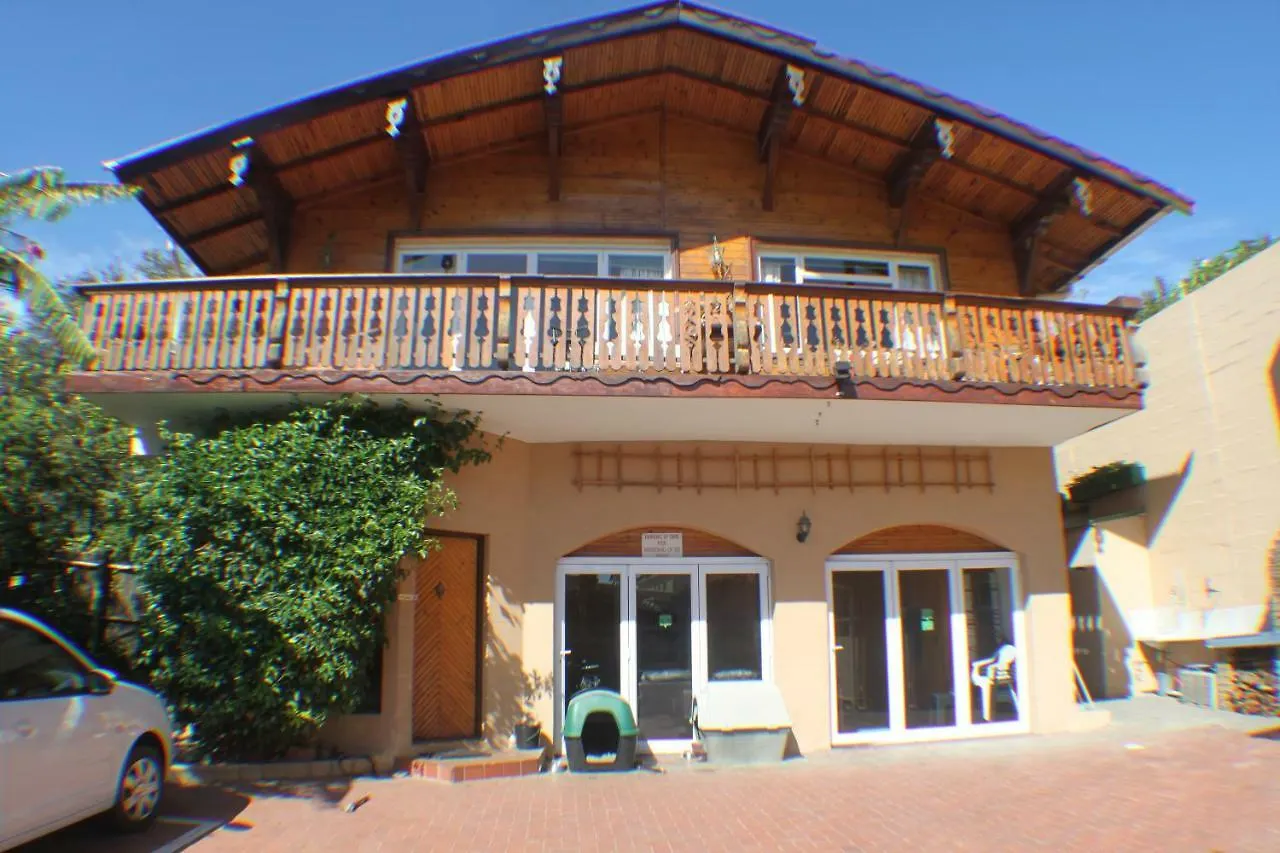 Charming Lodge In City Bowl, Close Enough To The Action But Peaceful And Quiet. Le Cap Maison d'hôtes